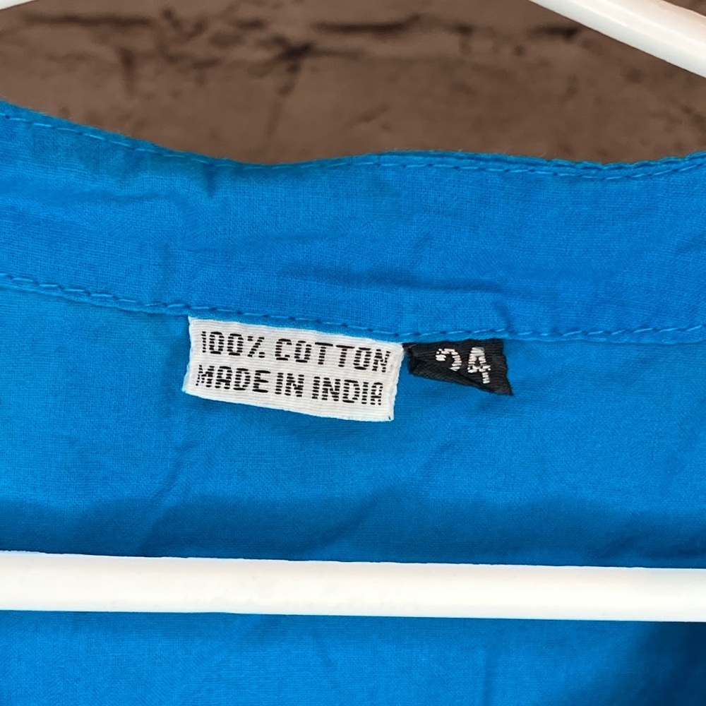 100% cotton Blue Embroidered toddler top - Picture 3 of 5